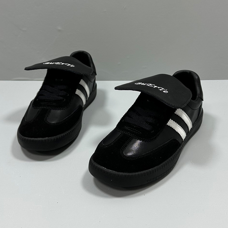 Spot Lange Zunge Moral Training Damenschuhe Neue Sommer Atmungsaktive Nische Echtes Leder Einzelne Flache Sport Casual_voghion.com