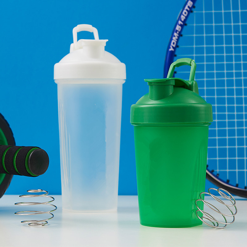 Outdoor Fitness Exercise Plastic Shaker Cup Male Protein Shake Blender Cup Protein Shake Blender Cup Portable Customizable LOGO Wholesale