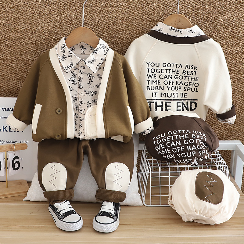 Autumn cardigan for boys