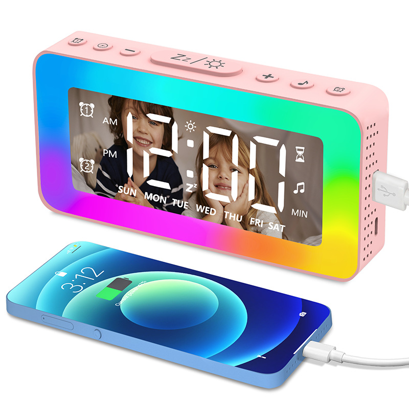Directo de fábrica LED reloj electrónico niños estudiante de cabecera pequeño reloj de alarma reloj digital luminoso USB despertador