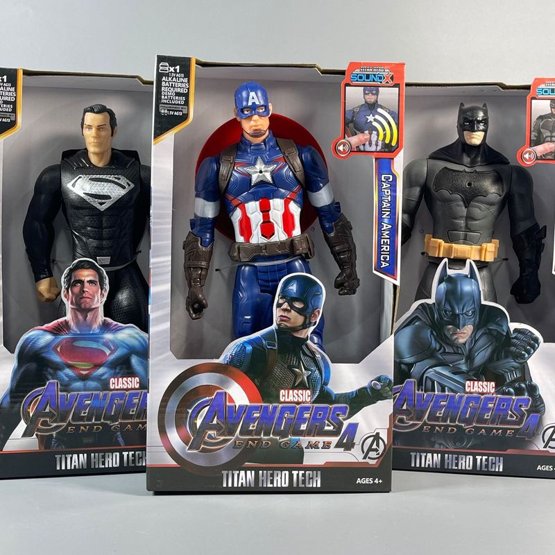 Avengers Batman Iron Man Venom Office American Toy Captain Spider-Man Model Hulk Big Hand