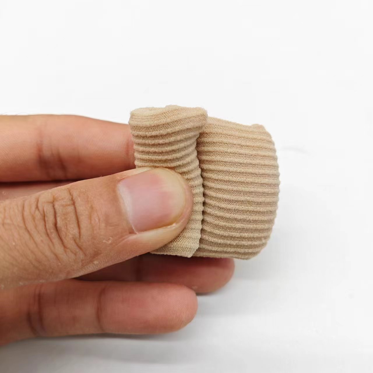 Cubierta del dedo del pie de fibra cubierta de silicona cubierta protectora cubierta cerrada corte anti-desgaste cubierta del dedo del pie SEB tubo de viscosa cubierta del dedo del pie
