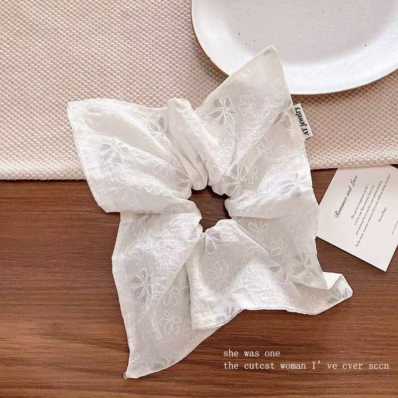 A0210-플라워스퀘어 스카프 화이트