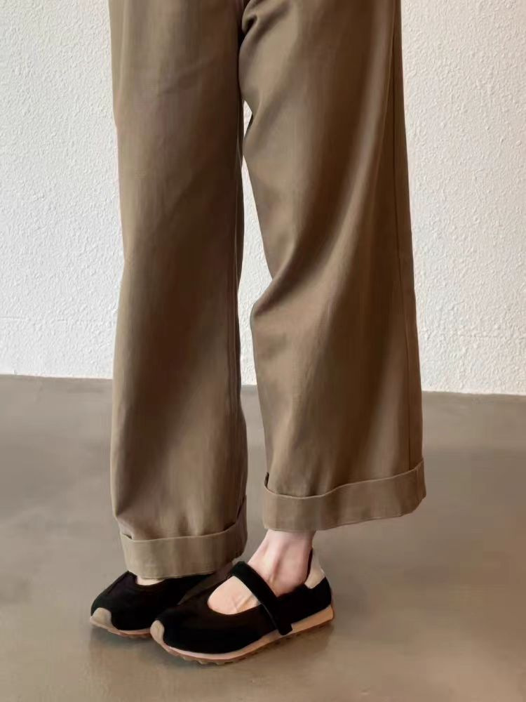 검은색