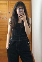 大码胖妹妹牛仔背带裤女春秋新款设计感宽松显瘦连体直筒阔腿裤子