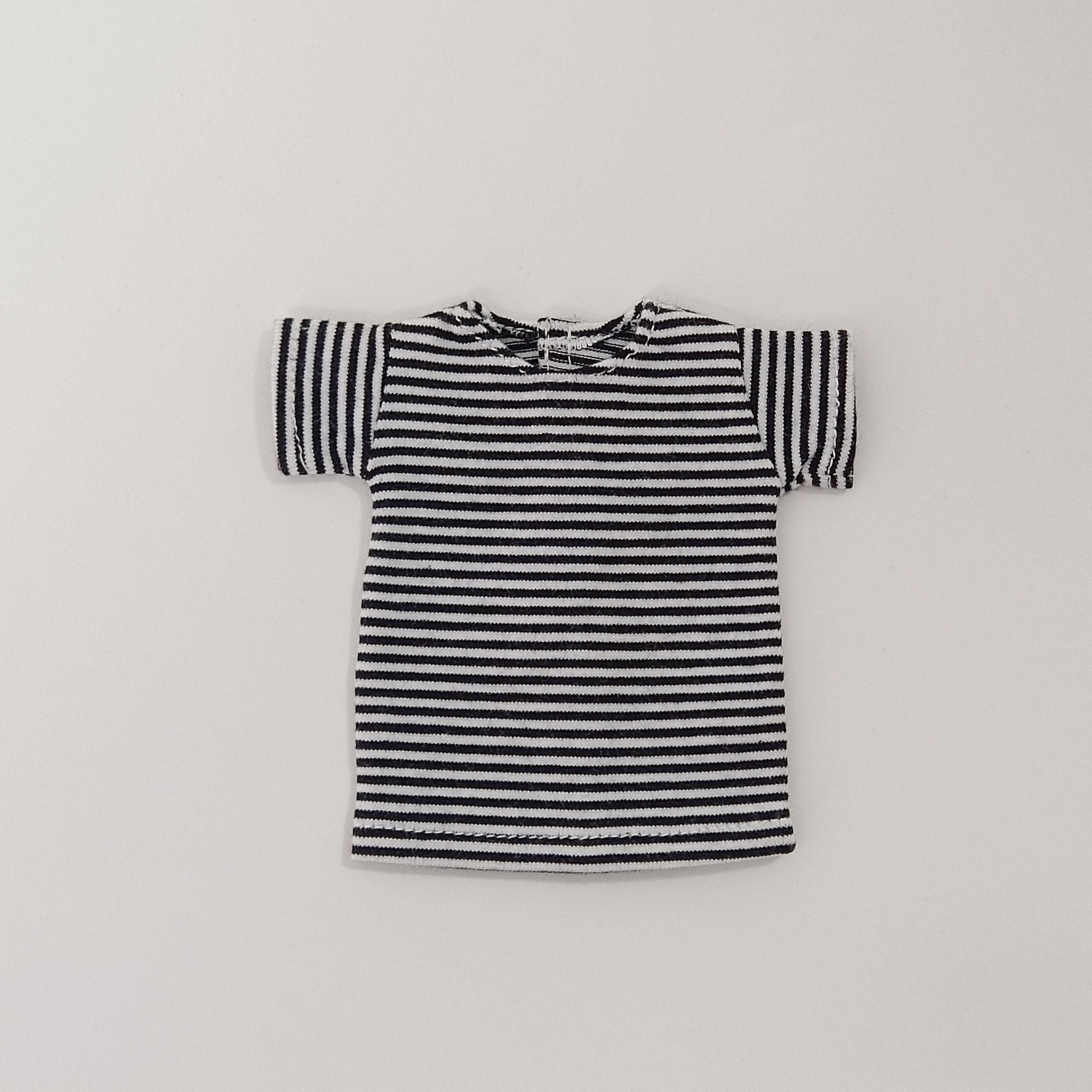 Ropa de muñeca hecha a mano de 6 piezas para Barbie Ken, ropa de muñeca masculina BJD de estilo gótico OB30, camiseta de manga corta. image 11