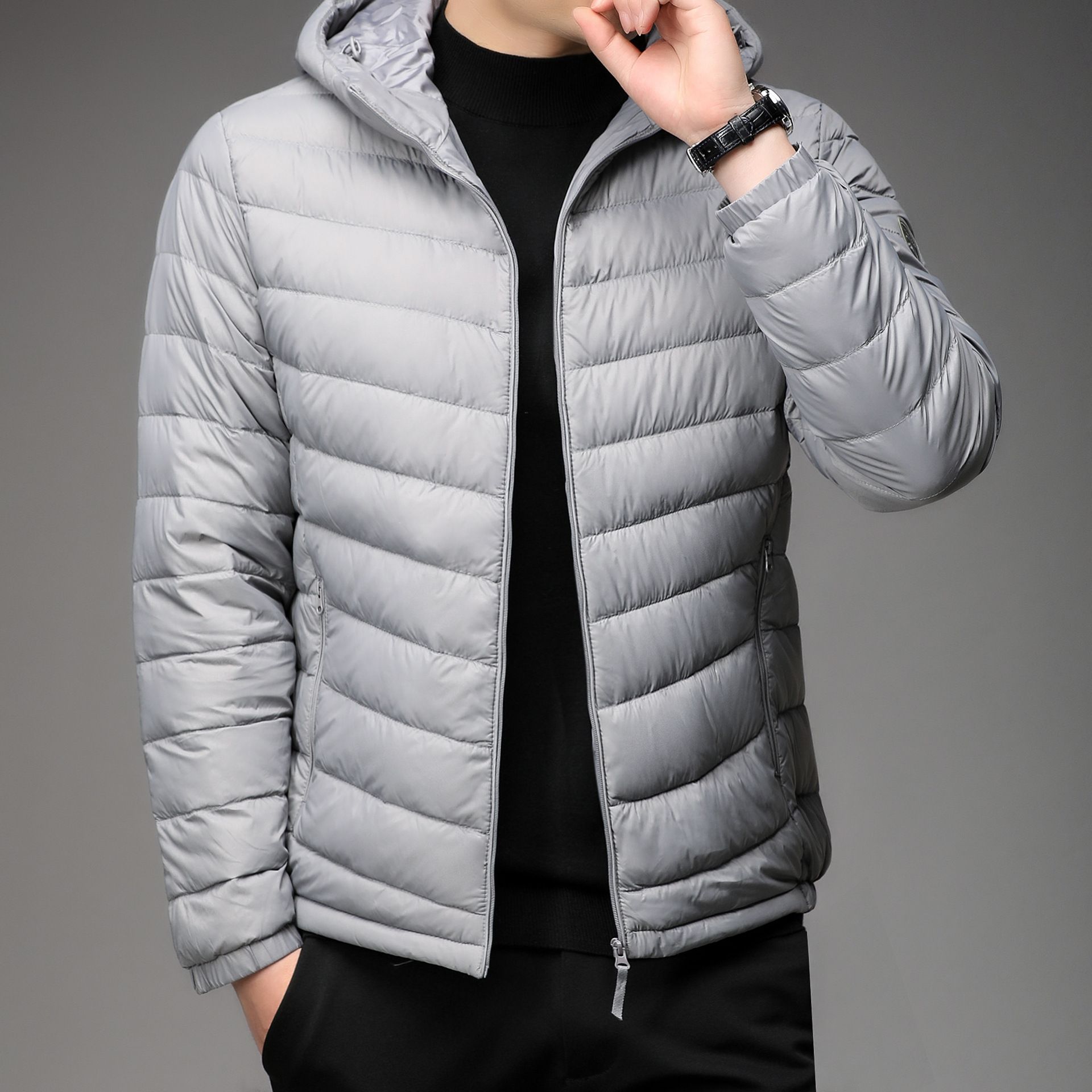 Chaqueta de algodón de plumón ligero para hombre Chaqueta de cuello alto informal corta ligera de invierno de mediana edad Chaqueta de algodón delgada cálida
