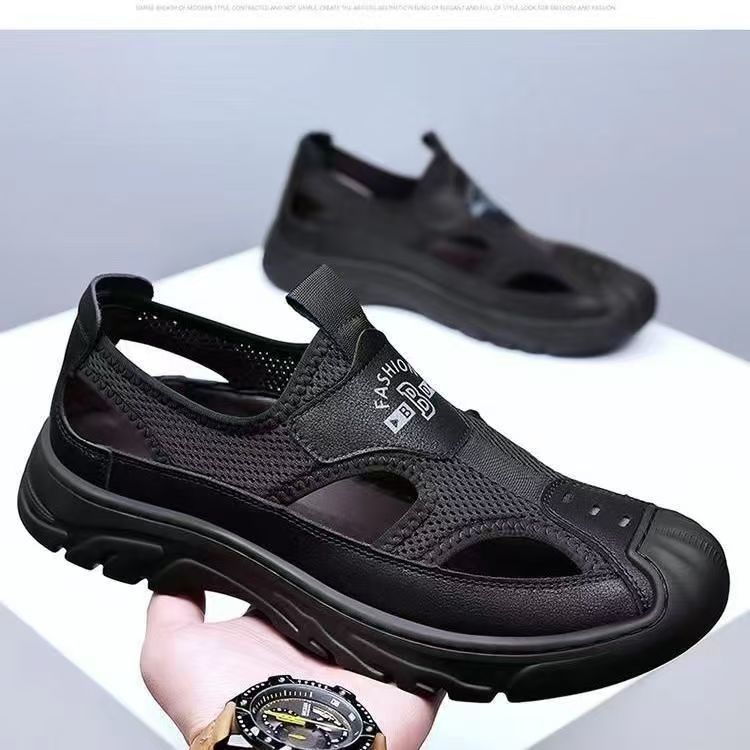 Sandalias Baotou verano antideslizante nuevo estilo malla hueca agujeros transpirables zapatos para hombres zapatos de playa de ocio al aire libre hombres