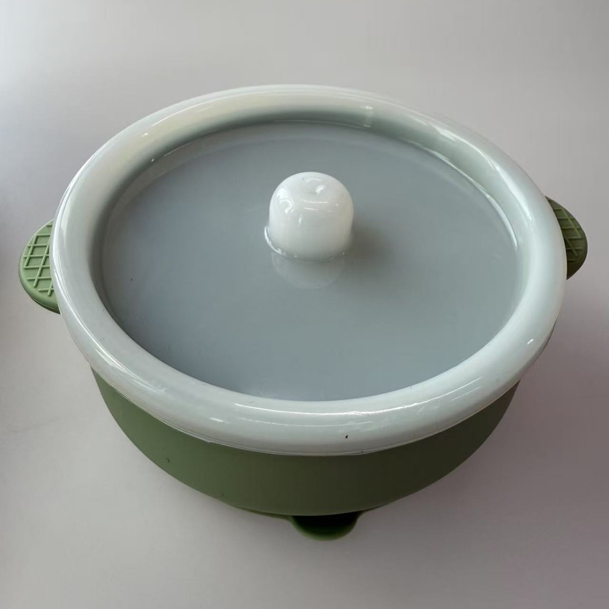 밀리터리 그린 뚜껑