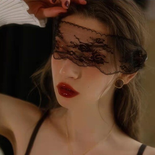 Lace eye mask, sexy and interesting jewelry, bar mood, abstinence pattern, semi-blackout atmosphere, hollow veil for women