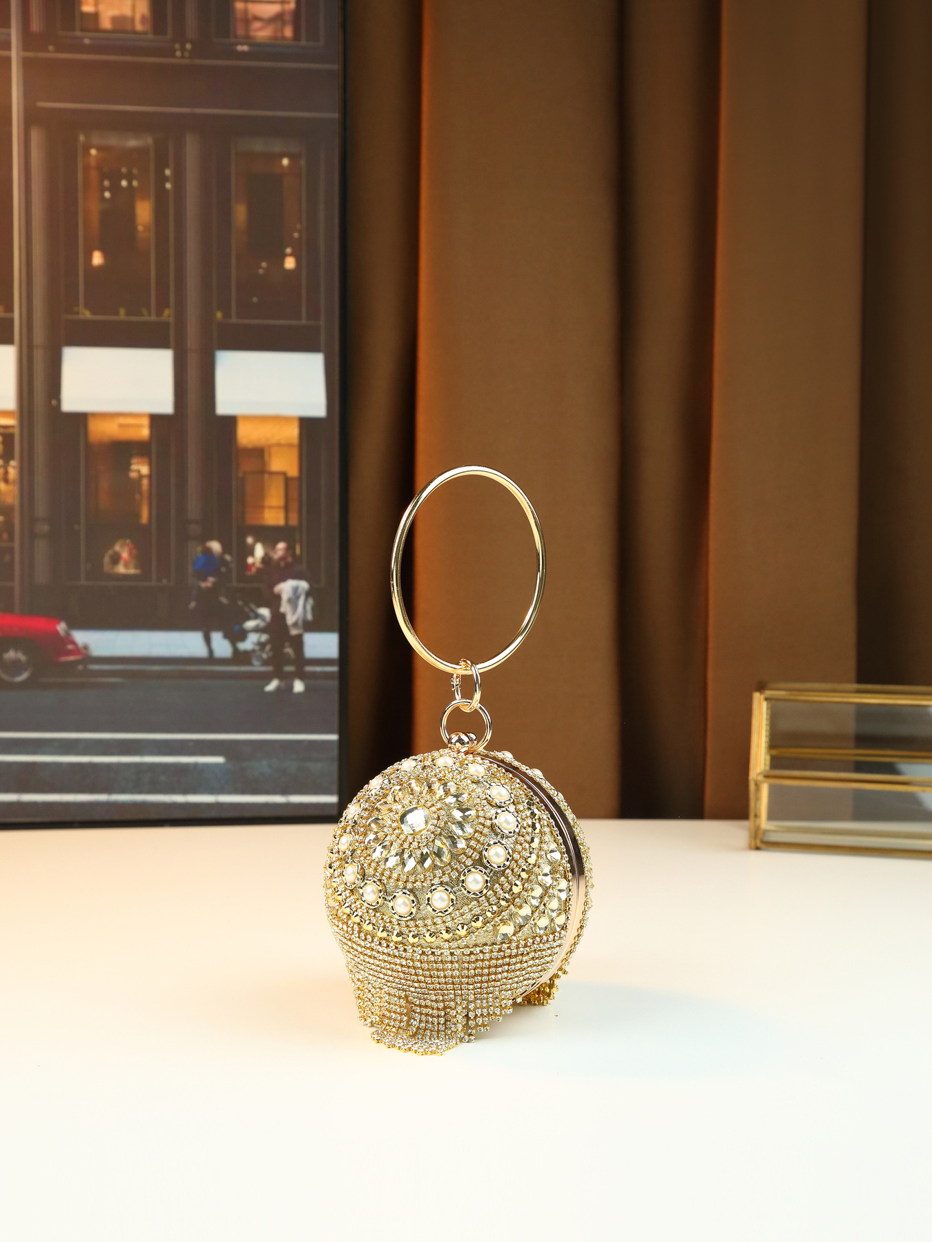 Damväska axelväska med pärlor strass och kedjerem_voghion.com