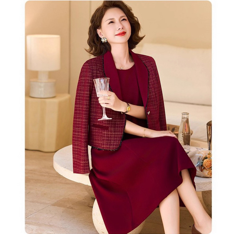 Mother-In-Law Wedding Banquet Outfit 2025 New Mother Dress Suit Middle-Aged and Elderly Women Spring and Autum Outwear Wedding Dress