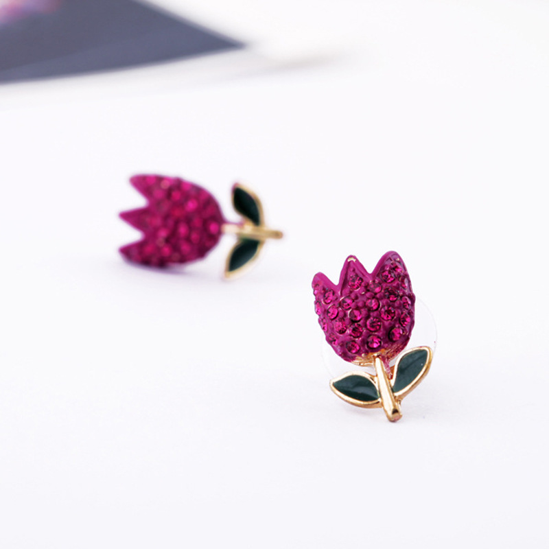 Boucles D&#39;oreilles En Strass Incrustées De Fleurs Simples Vintage En Gros Nihaojewelry display picture 2