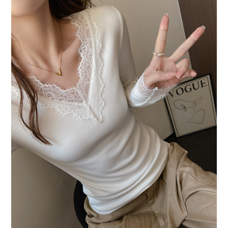 V领蕾丝拼接秋冬季德绒螺纹正肩t恤女内搭长袖打底衫时尚洋气上衣