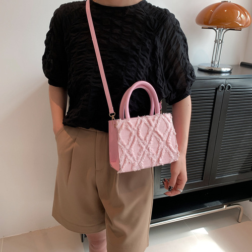 Large Capacity Tote Bag Women's  New Denim Bag Stylish Tassel Commuting Shoulder Crossbody Handbag