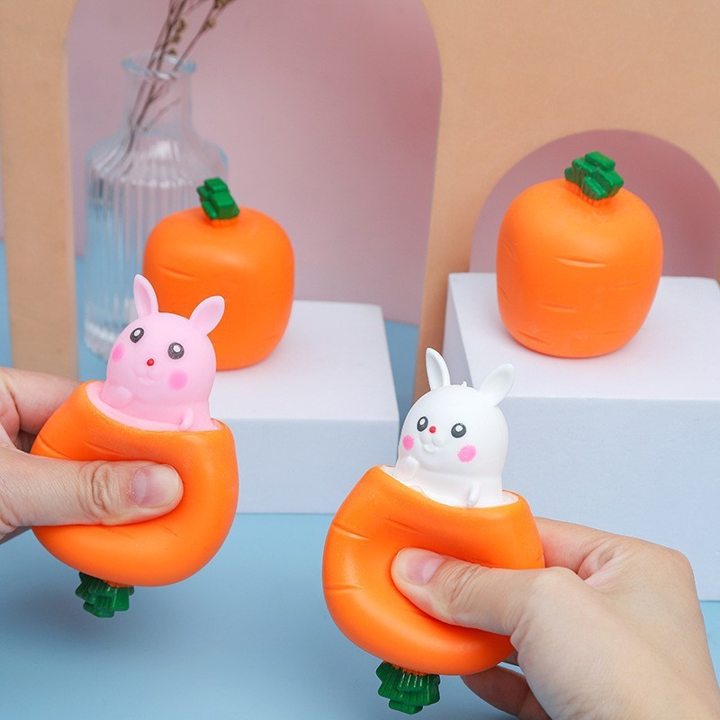 抖音と同じスタイルの押し出すニンジンうさぎの絞りカップ、ポケットサイズの動物のストレス解消おもちゃ、卸売|undefined
