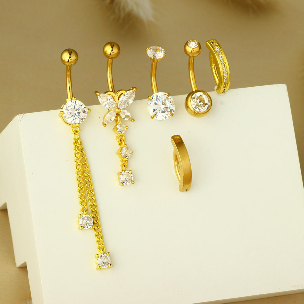 Silver pointed spike labret stud material detail