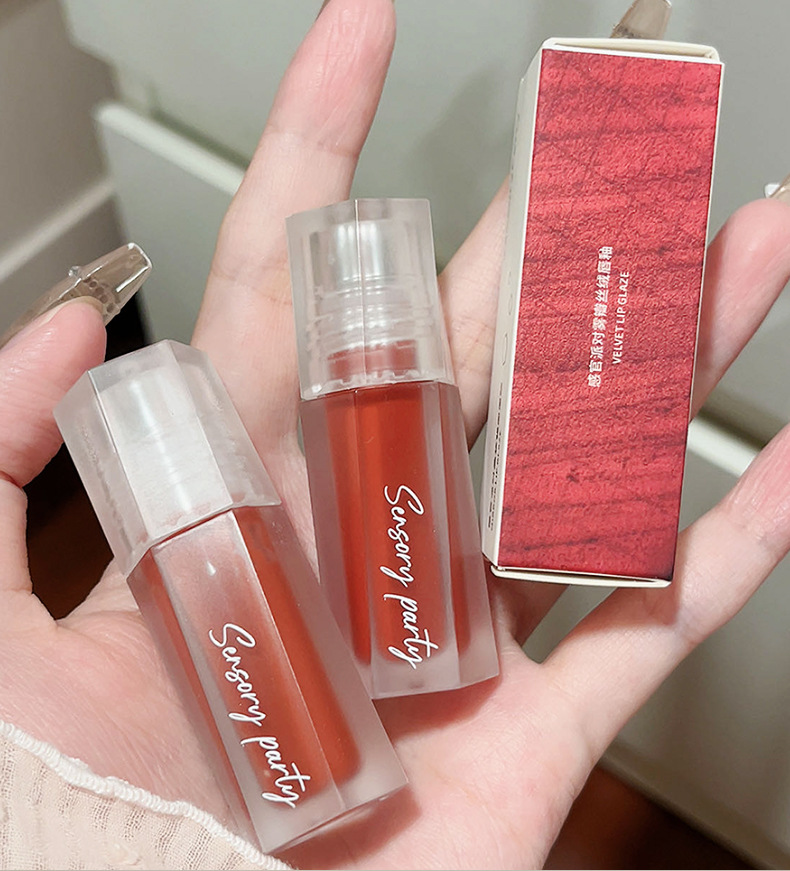 Sensory Party Matte velvet lip gloss, matte and white lip paste, not easy to stick, affordable for students, cross-border from Southeast Asia undefined