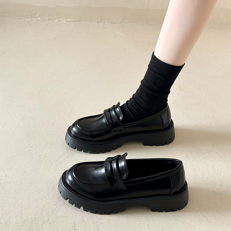 Shoes English style
