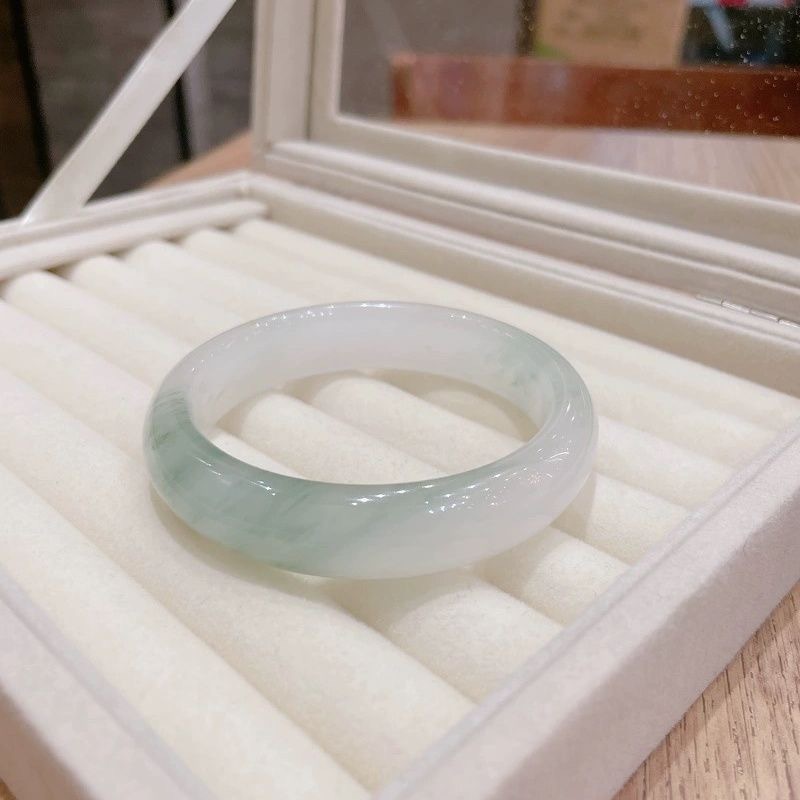 0270743f-a0e6-4fd3-8dab-e4494a1b632b.jpe