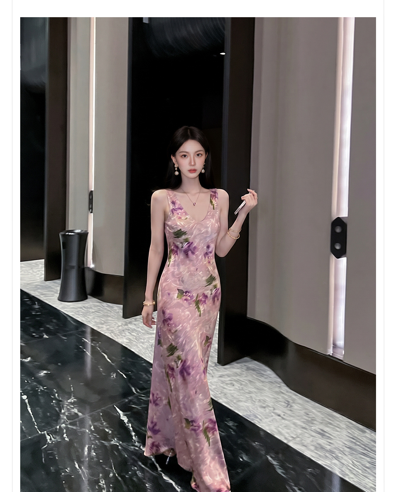 Đầm maxi nữ thắt eo họa tiết hoa văn tân cổ điển dáng suông nhẹ — Hồng tím chi tiết 8