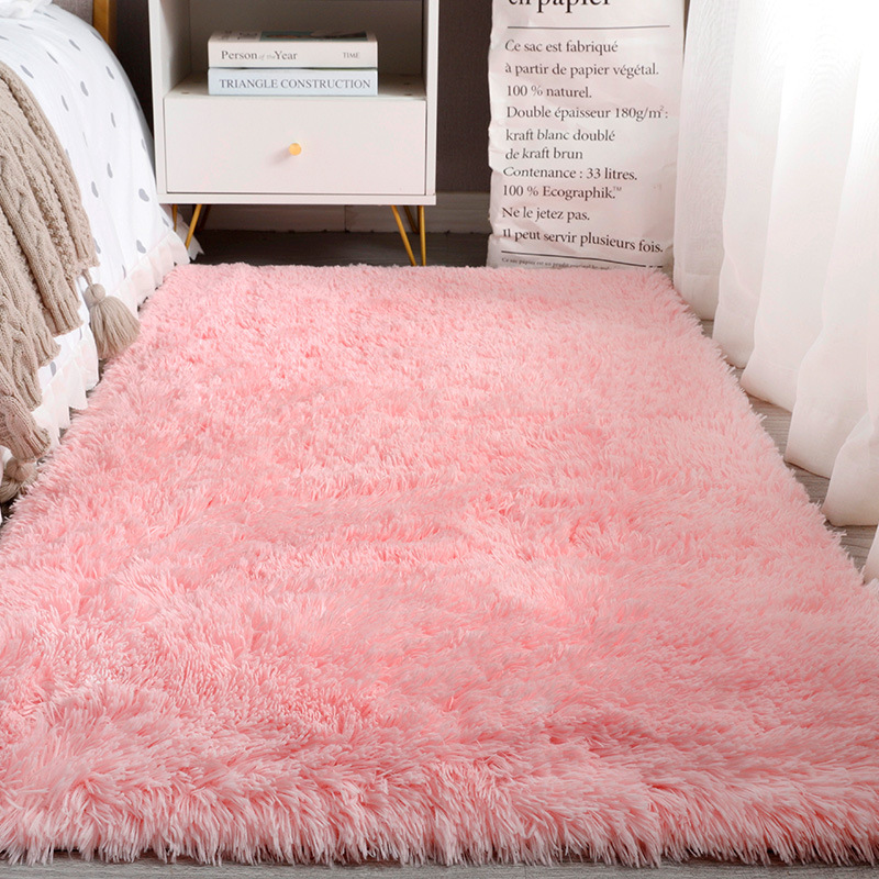 Alfombra mullida para dormitorio – tapete largo junto a la cama o sala, felpa suave, estilo acogedor