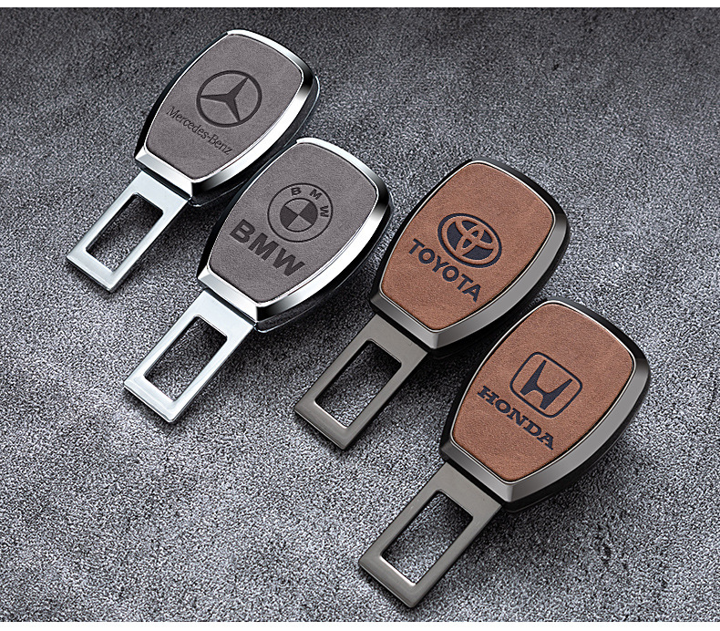 Car safety plug with bayonet with extender fixed cartoon connector car interior decoration high-end alloy jewelry