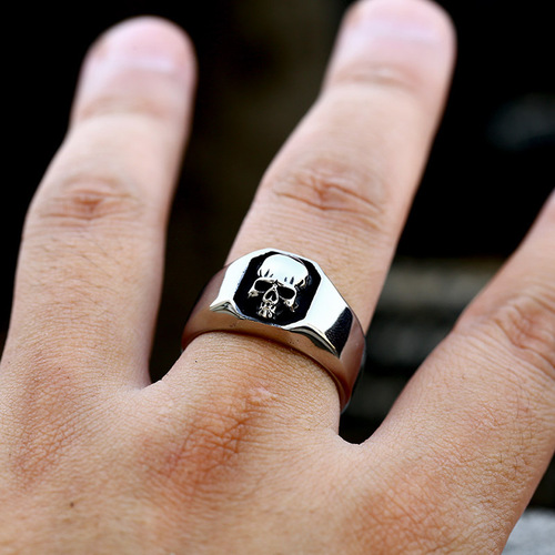 beier foreign trade punk style hip hop skull titanium steel ring manufacturer wholesale new men's stainless steel ring