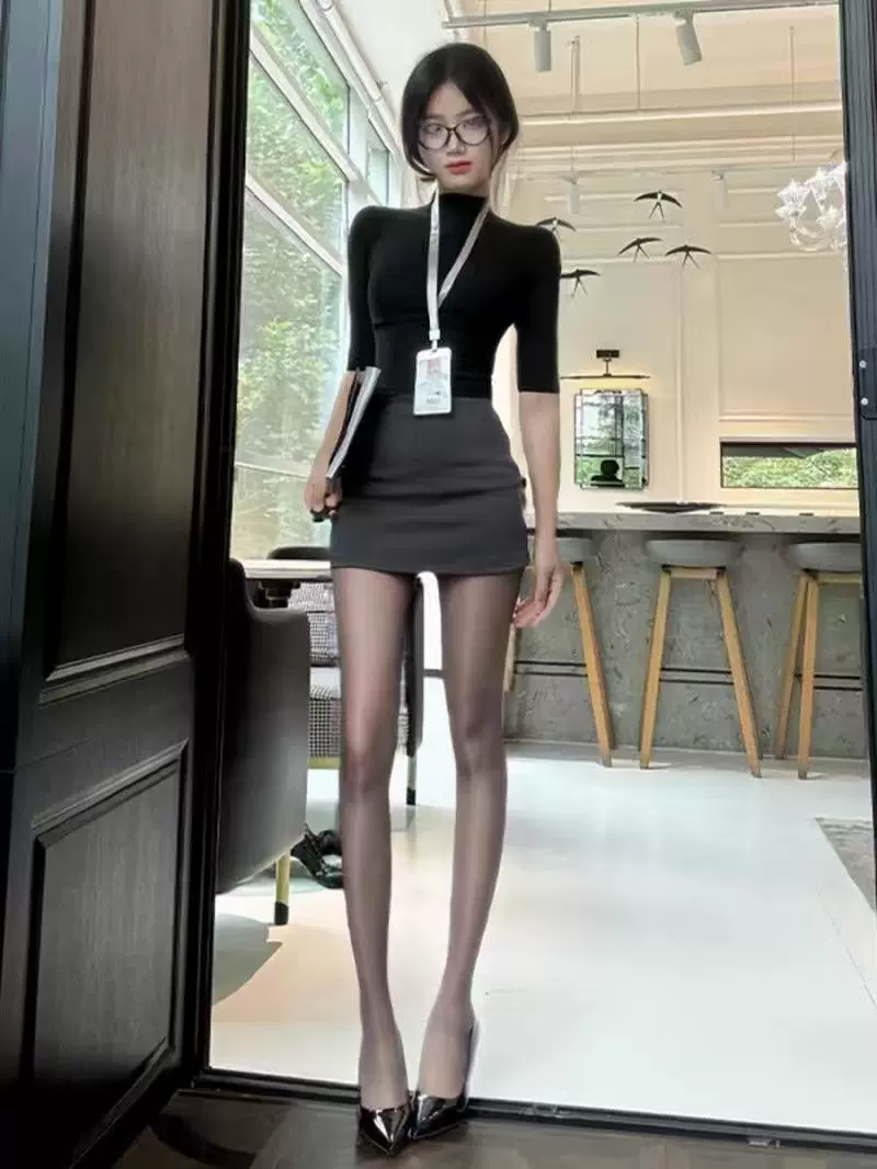 早秋显身材辣妹轻熟修身中袖T恤上衣包臀短裙半身裙套装2025新款