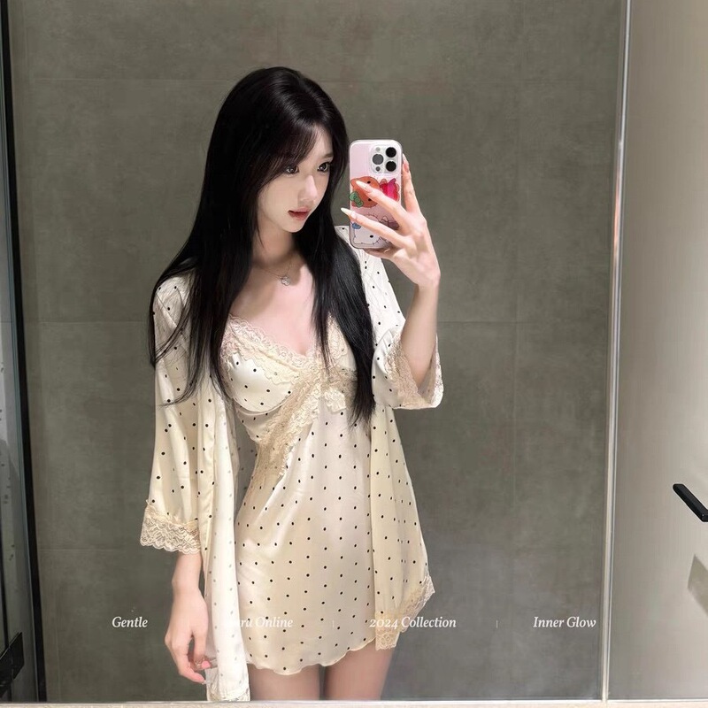 Relaxing and Sexy Lace Polka Dot Nightgown with Breast Pads That Can Be Worn Outside, Nightgown with Outer Robe Set for Home Use