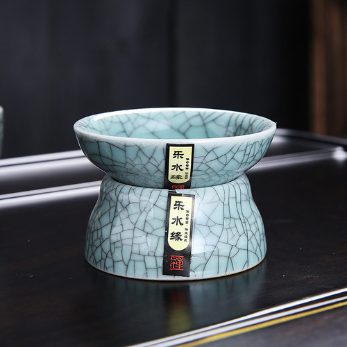 Tea drain holder, ceramic tea filter, tea filter, tea brewer, separator, tea separator, tea set accessories, tea leaves