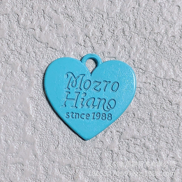 Love tag: 1 light blue