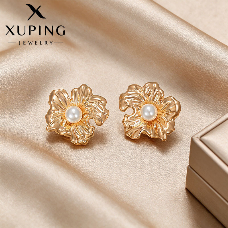 Pendientes de Aro con Zirconia de Aleación de Cobre Bañado en Oro de 18K