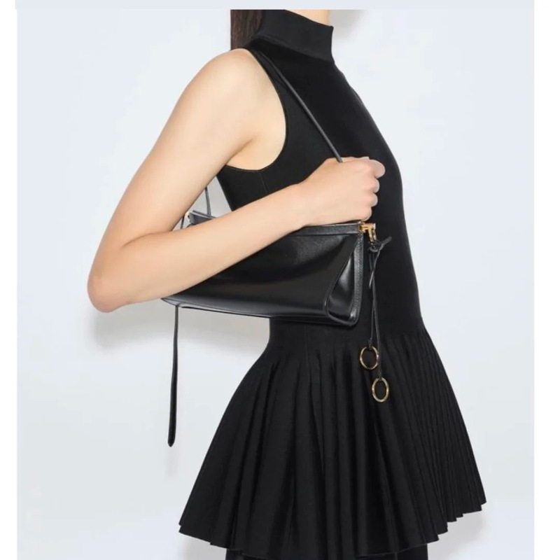 Cross-Border Hot-Selling Cli*Ck Clip Bag, Leather Commuter Fashion Versatile Curved Shoulder Underarm Bag, Niche Baguette Bag