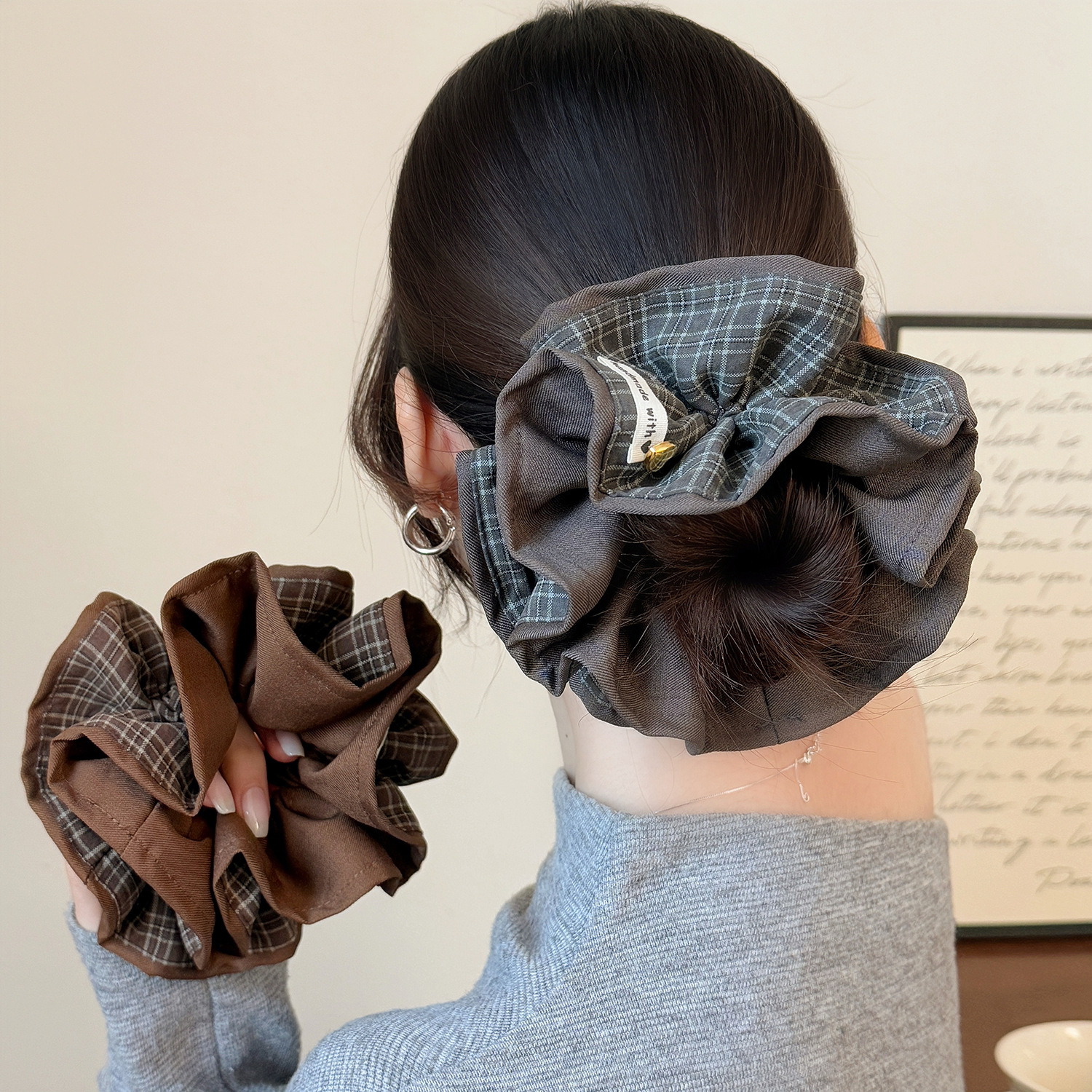 韩版简约格纹款头花发圈双层美拉德丸子头发绳大肠圈高级感头绳女