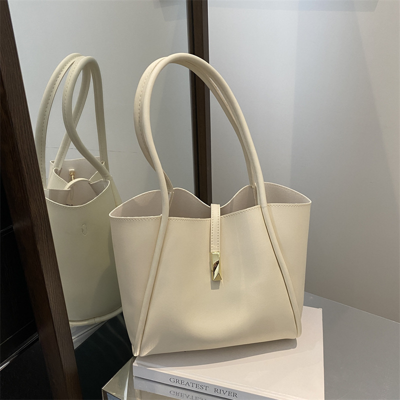 Bolso de gran capacidad para mujeres 2024 otoño invierno bolso de mujer bolso de hombro bolso de viaje bolso para niños bolso de alta calidad retro simple bolso de tote