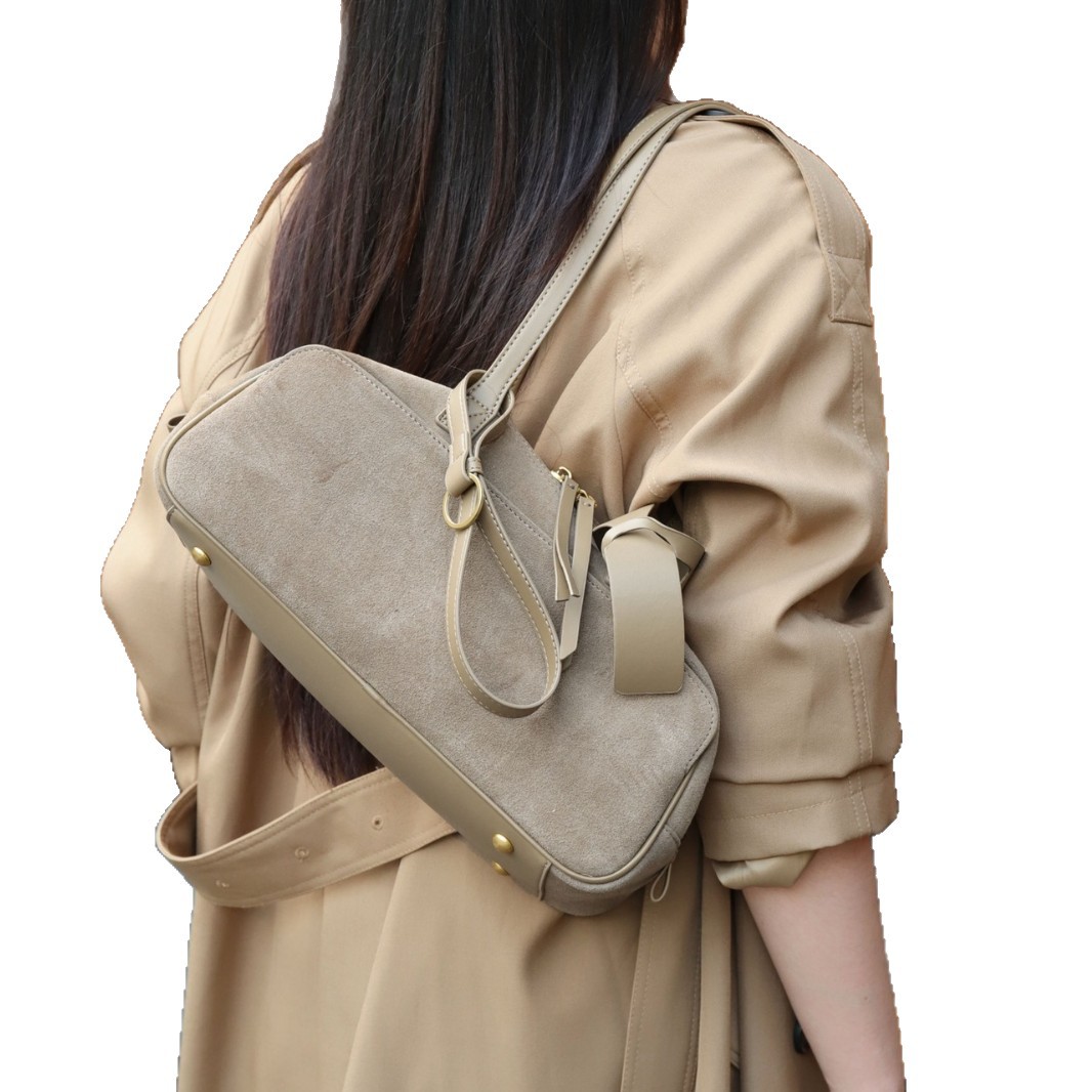 Large Capacity Matte Genuine Leather Boston Bag For Women, New Casual Commuter Shoulder Bag, Autumn/Winter Trending Bowling Bag - Thumbnail 5