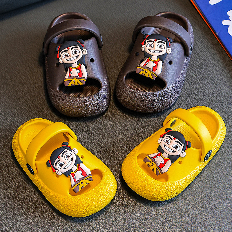 Nezha Dongdong zapatos 1 año 3 interior impermeable contra colisiones zapatillas para niños de verano niños niñas bebés