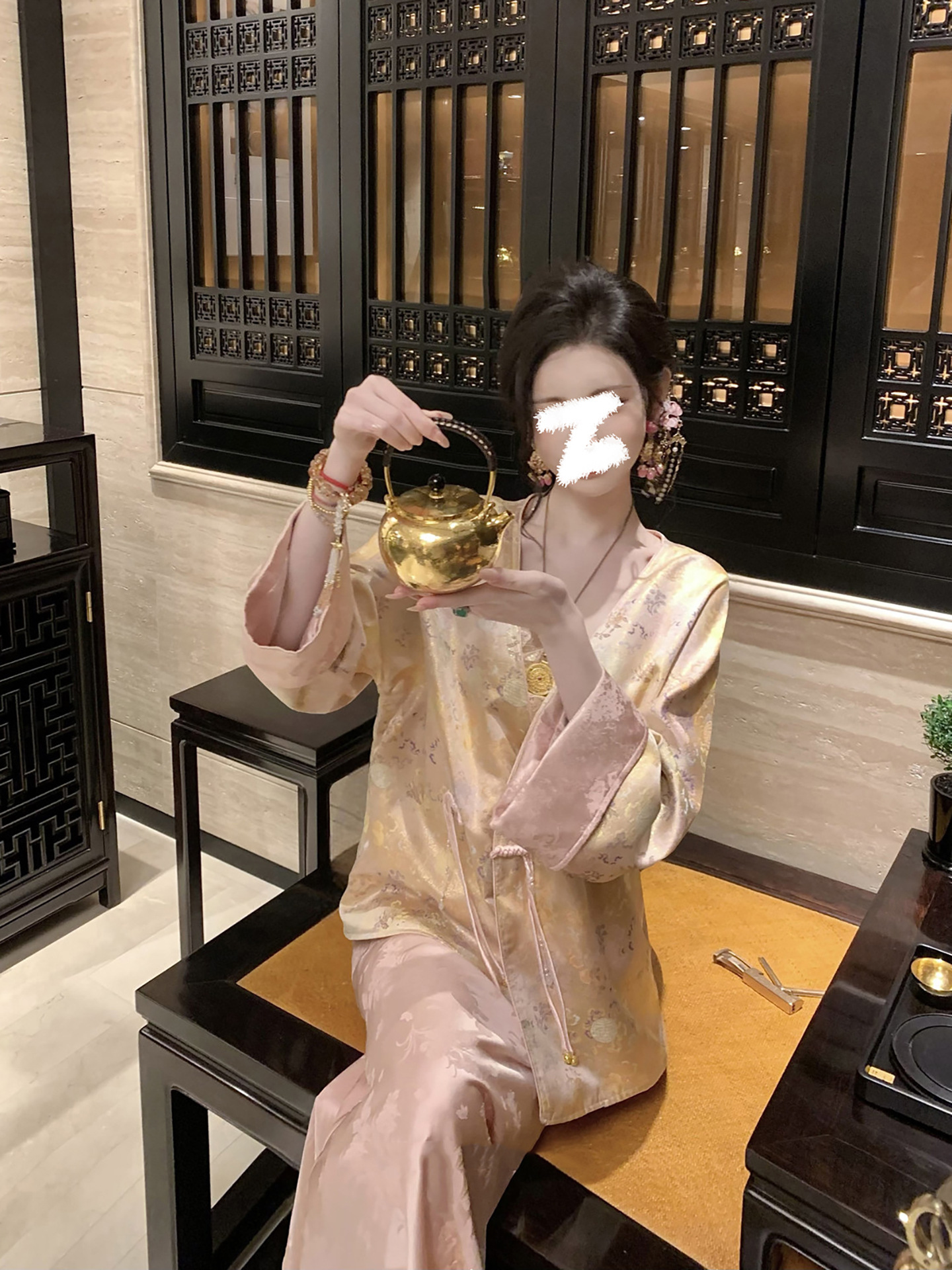 Bộ áo khoác hoa văn nổi + đầm dây ren phong cách tân cổ điển Trung Quốc, mặc hai mặt — Áo khoác, đầm dây chi tiết 3