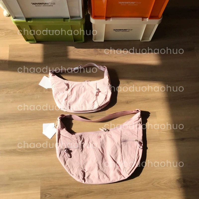 Lulu Same Style Slouchy 6L Croissant Bag Underarm Bag Shoulder Bag Crossbody Bag Waterproof Sports Yoga Fitness Bag Lulu Same Style Slouchy 6L Croissant Bag Underarm Bag Shoulder Bag Crossbody Bag Waterproof Sports Yoga Fitness Bag