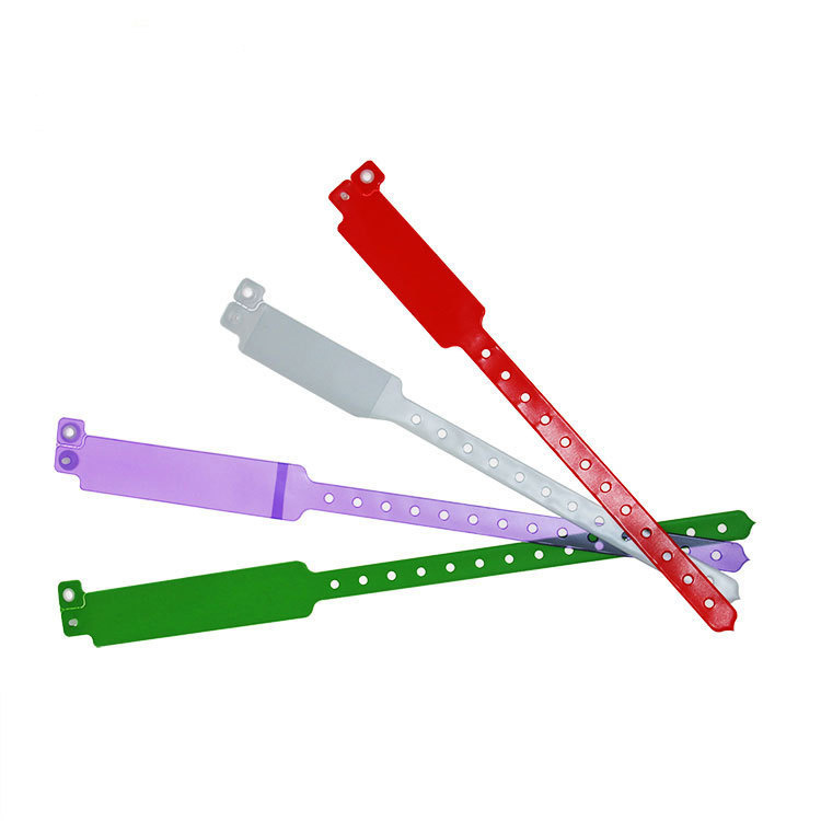 RFID  电子标签手腕带  足球赛运动员佩戴的异型性软PVC腕带