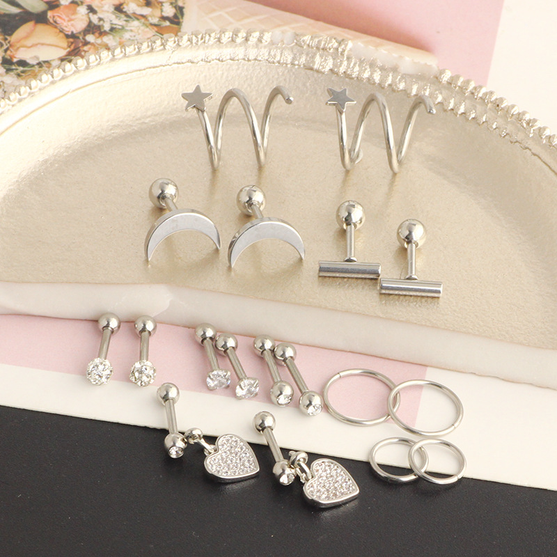 Silver pointed spike labret stud material detail