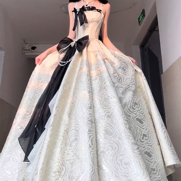 香槟色晚礼服轻奢小众生日洛丽塔高端成人礼主持年会吊带公主裙女|undefined