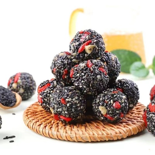 Red date pills, walnuts, wolfberry, pure black sesame pills, mulberry, wolfberry, sesame balls, nutritional pastries and snacks for pregnant women, wholesale