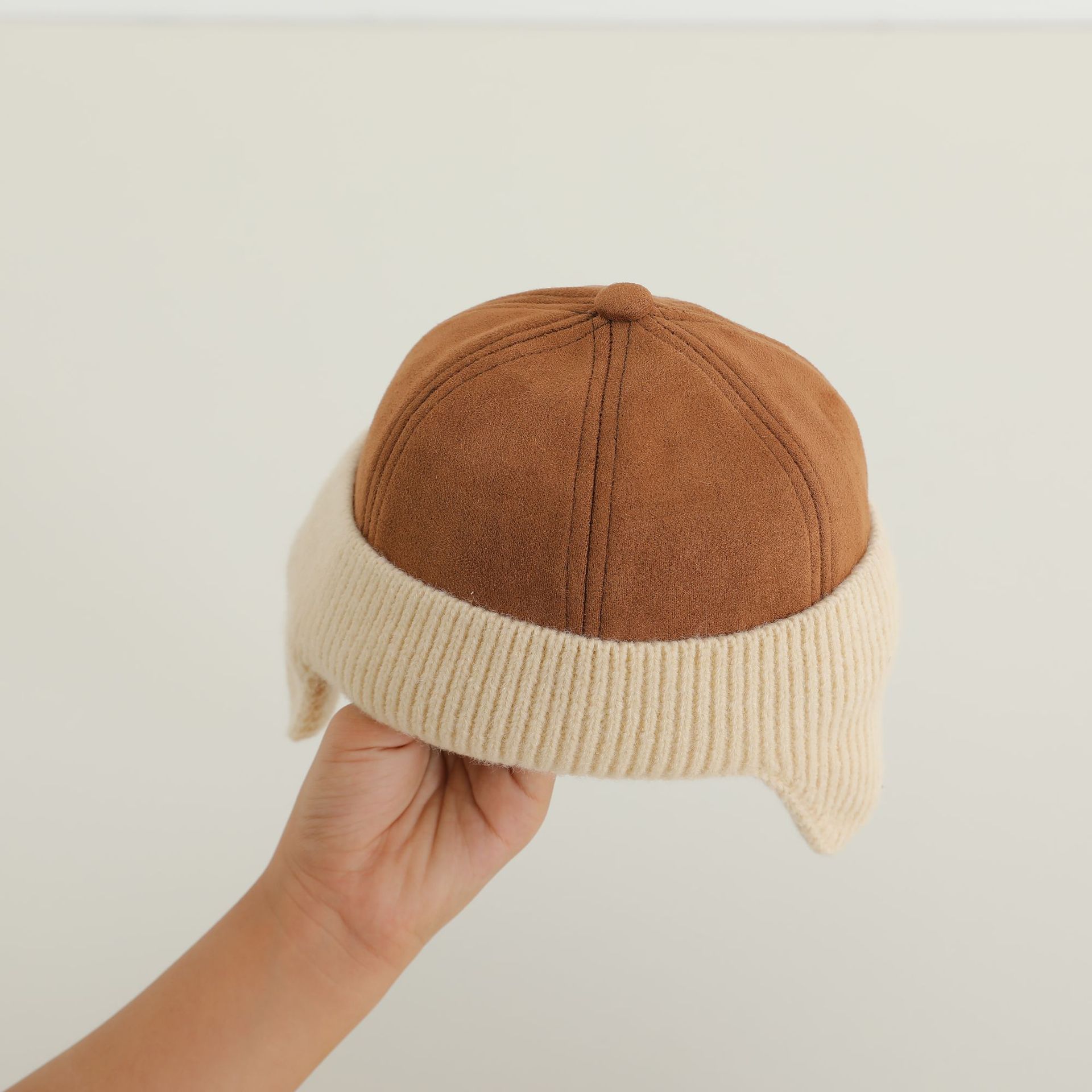 Sombreros infantiles otoño invierno letras de placa de protección de orejas sombreros principales para bebés de otoño adorable sombrero de punto de aire extranjero