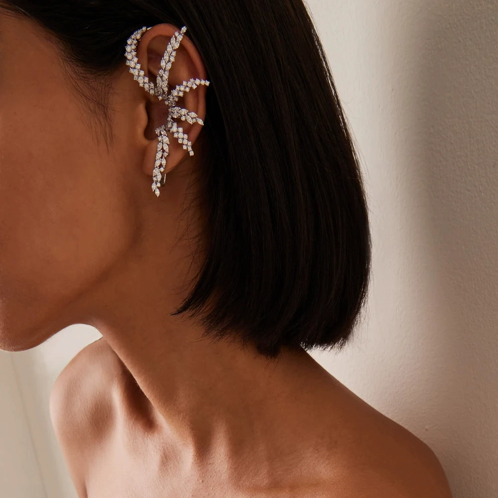 Трансграничные горячие продажи нерегулярных фейерверков без ушных отверстий