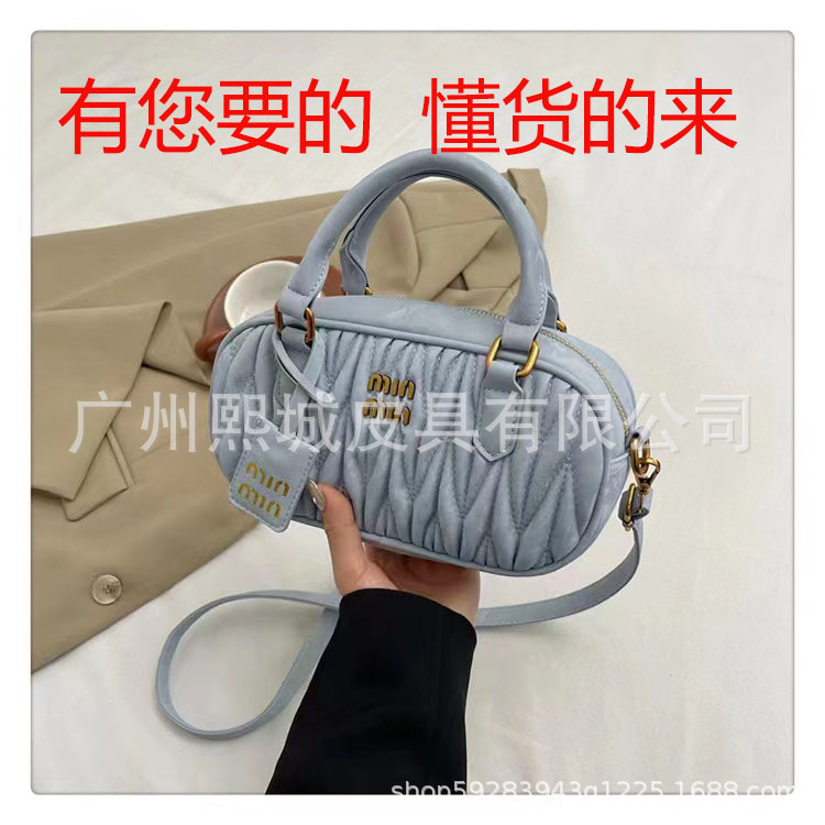 欧美时尚小方包单肩包包女马鞍包小香风羊皮链条邮差牛角法棍包|undefined