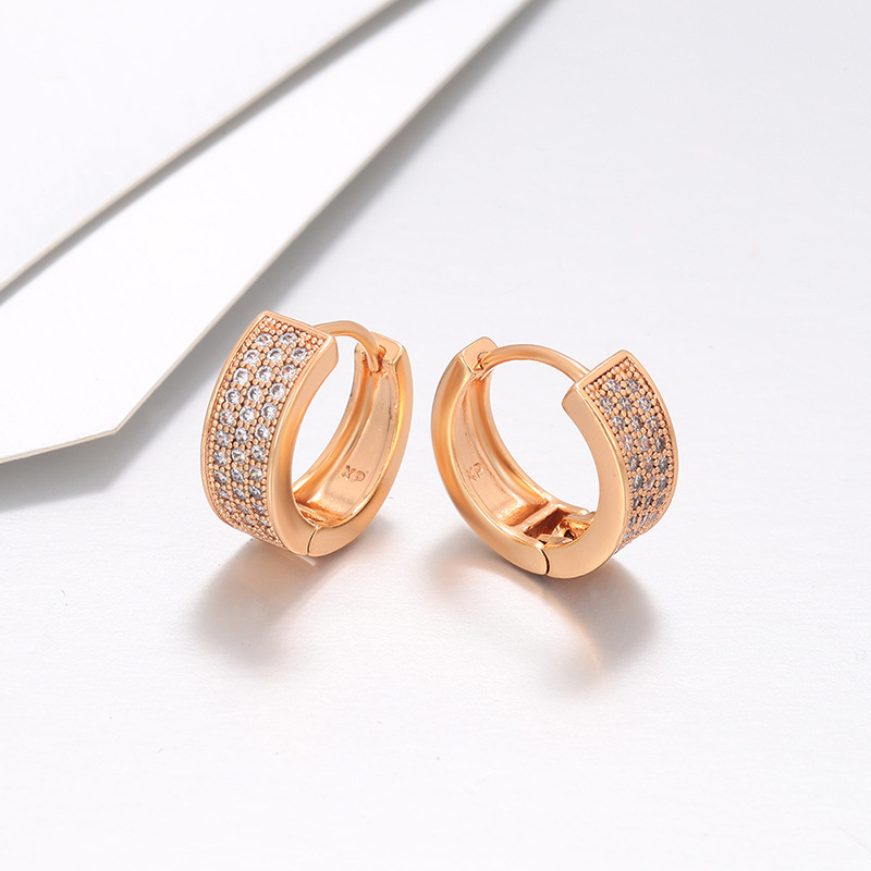 Xuping Europa y los Estados Unidos transfronterizos geométricos círculo de aleación de cobre moda incrustado aretes de gemas artificiales pendientes de orejas al por mayor mujeres