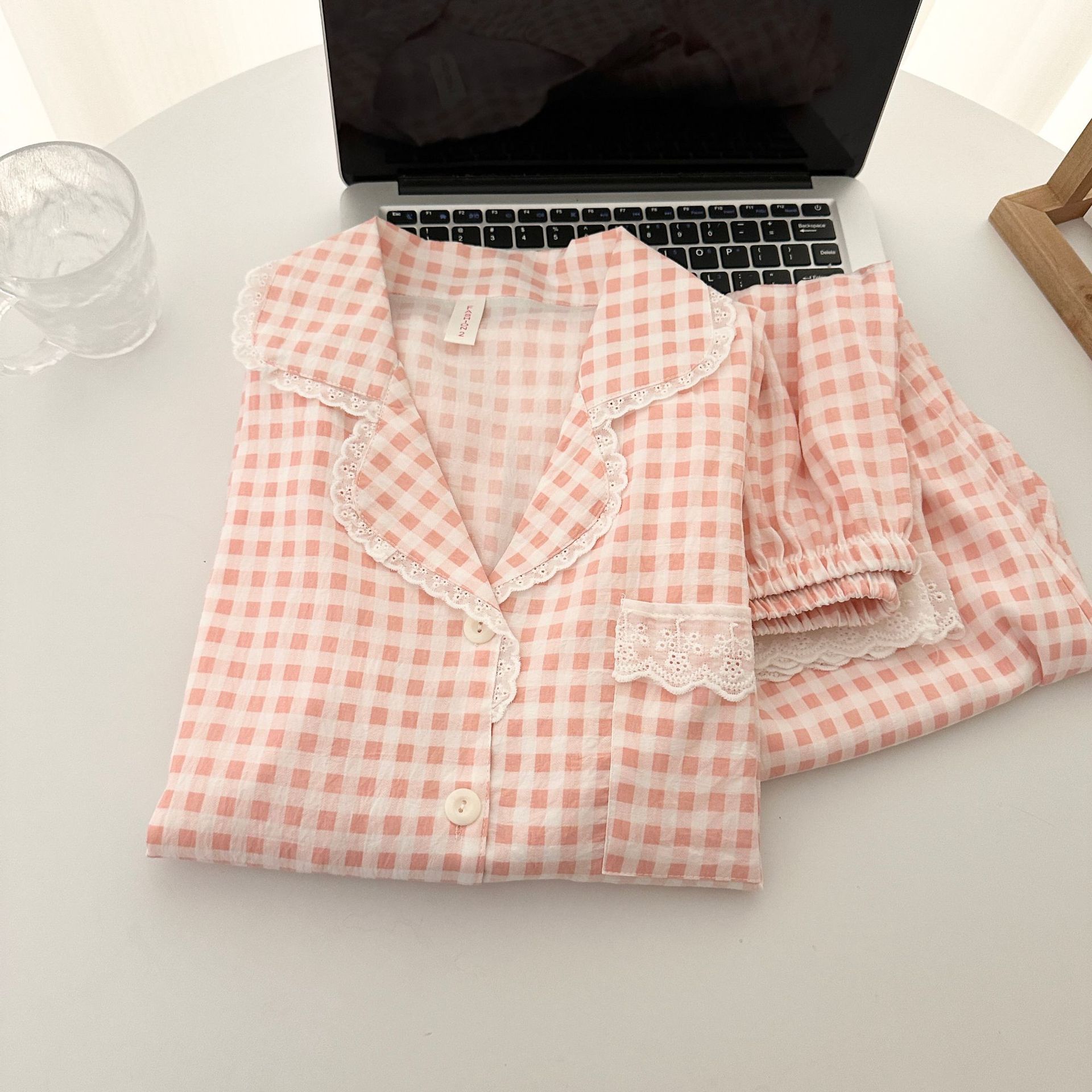 Pijamas de algodón con dibujos animados para mujer, venta al por mayor transfronteriza, nuevo estilo de otoño, cárdigan de manga larga, pantalones largos con ribete de encaje, ropa de estar por casa.