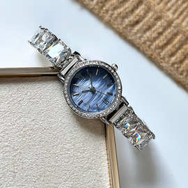 BYRUT佰仑特高颜值贝母轻奢锆石手链表女士小众高级感小巧石英表